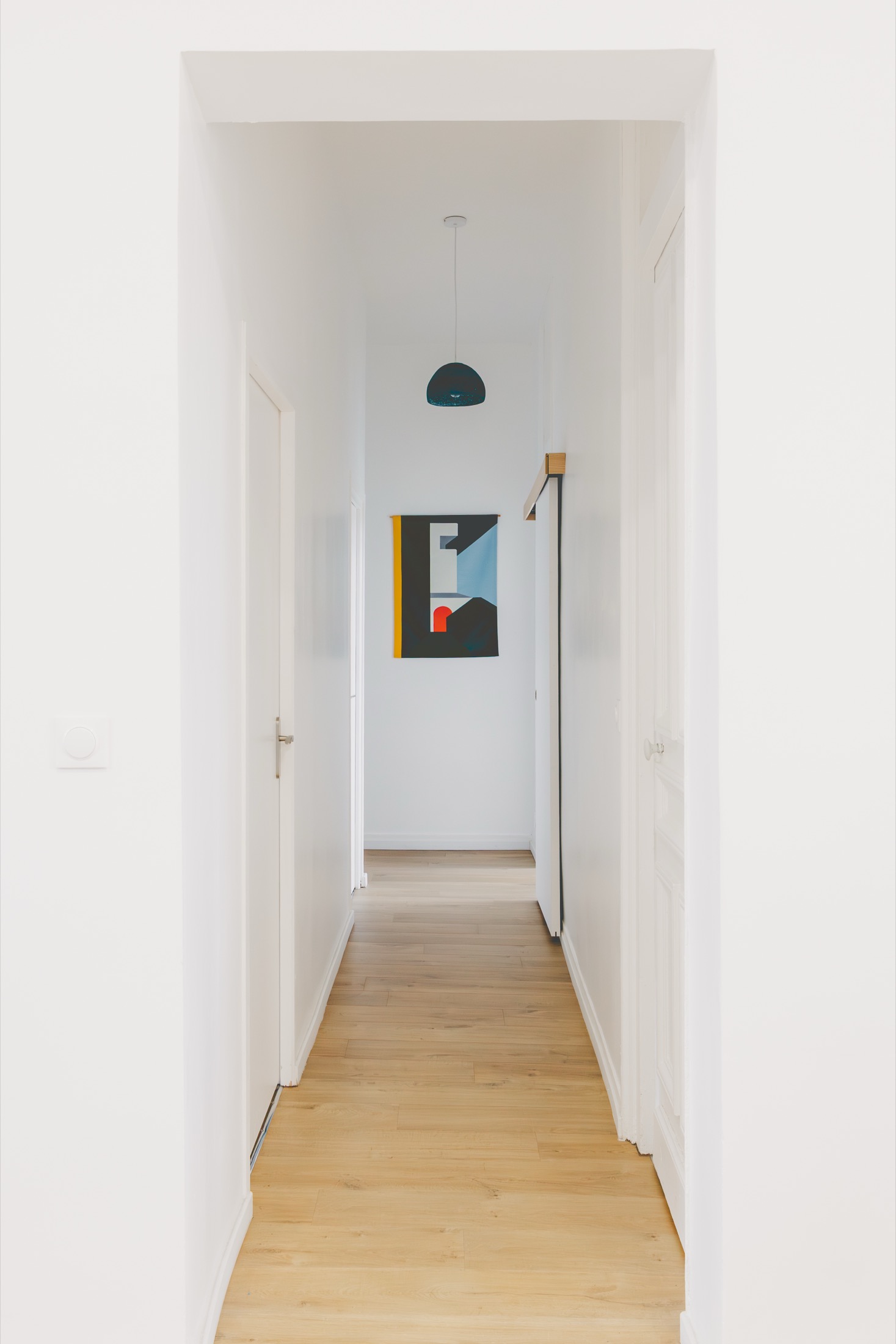 Couloir lumineux d’un cabinet